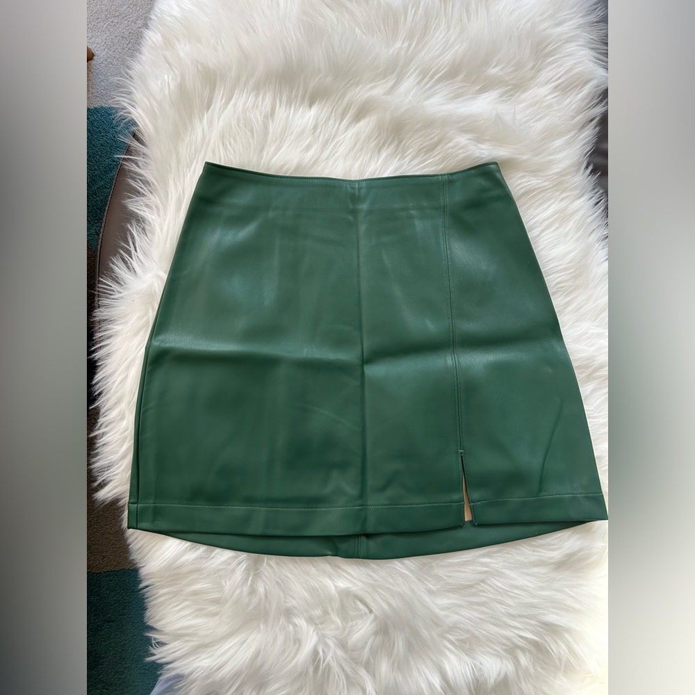 HOLLISTER  vegan leather A-line mini skirt
